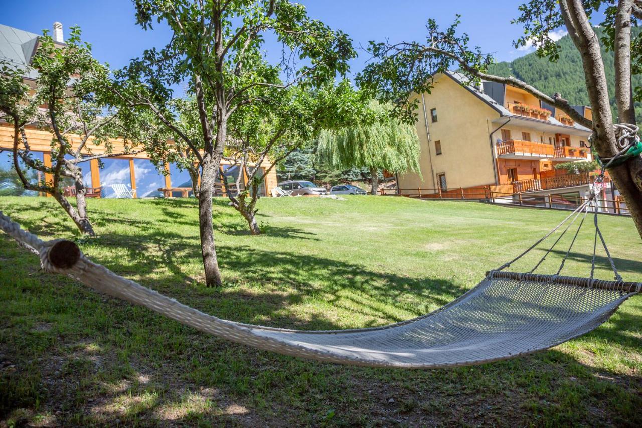 Appartamenti & Wellness Piero Gros Oulx Exteriör bild
